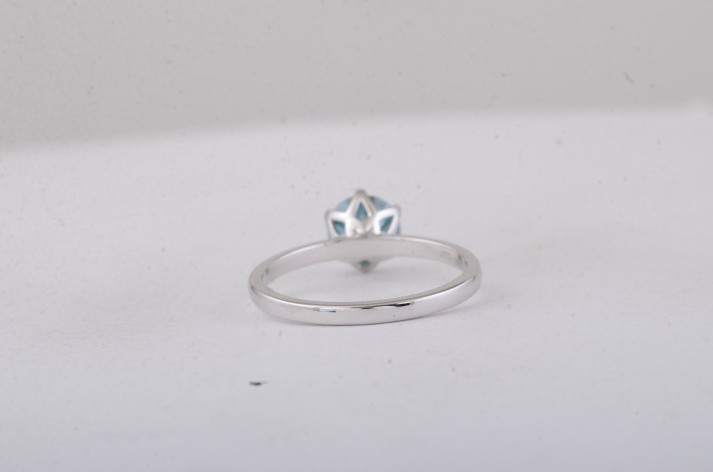 1.06 Carats Blue Lab Grown Diamond 14K Gold Ring