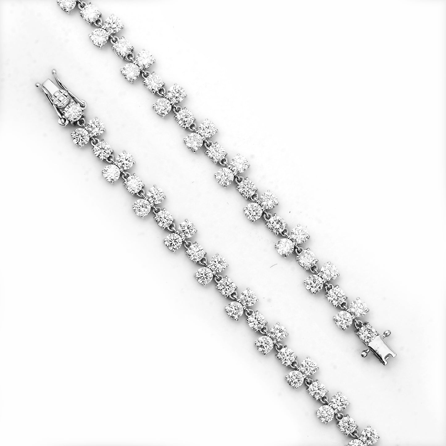 6.86 Carats Lab Grown Diamond 14K Gold Bracelet
