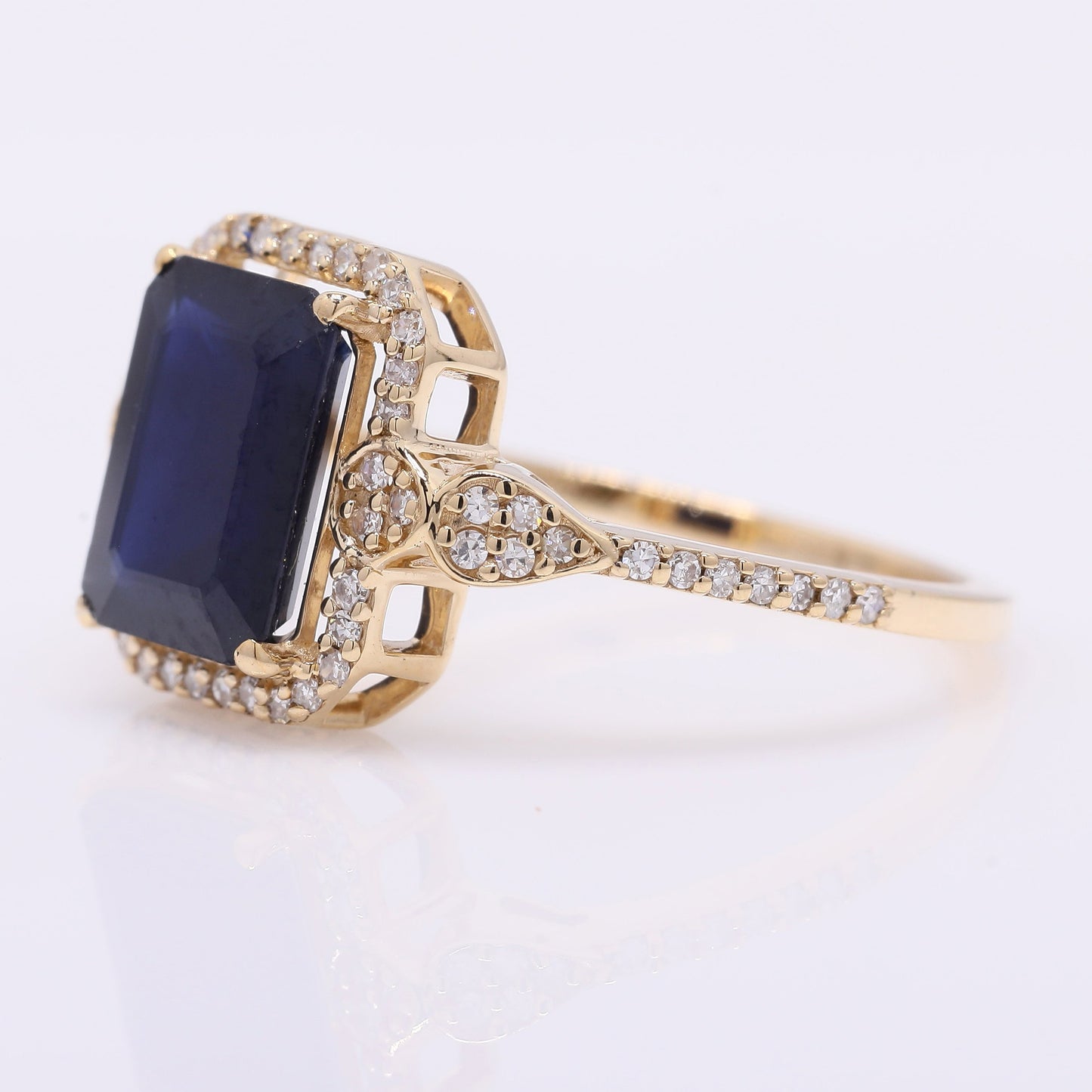2.81 Ct Octagon Step Cut Natural Sapphire 14K Gold Ring