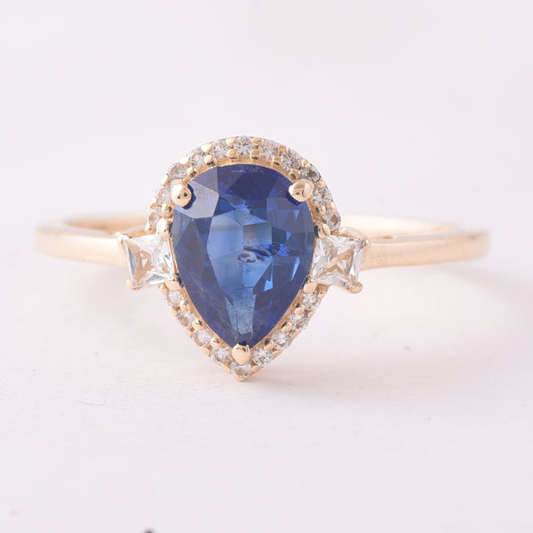 1.42 Ct Pear Sapphire 9K Gold Ring