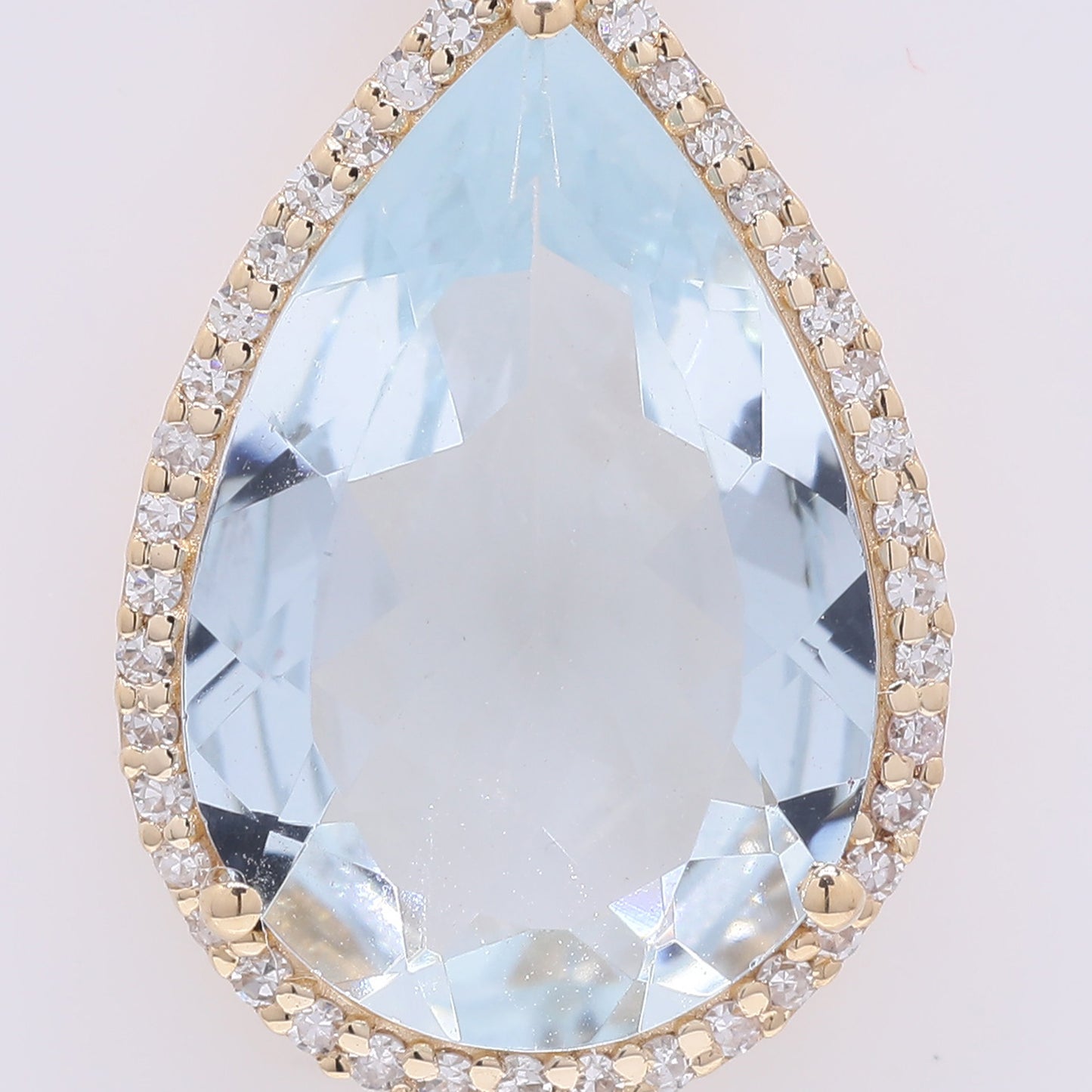 3.84 Ct Pear Mixed Cut Natural Aquamarine 14K Gold Pendant