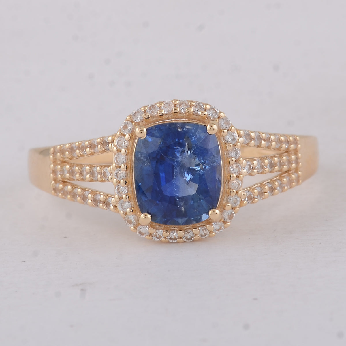 1.69 Ct Cushion Sapphire 9K Gold Ring