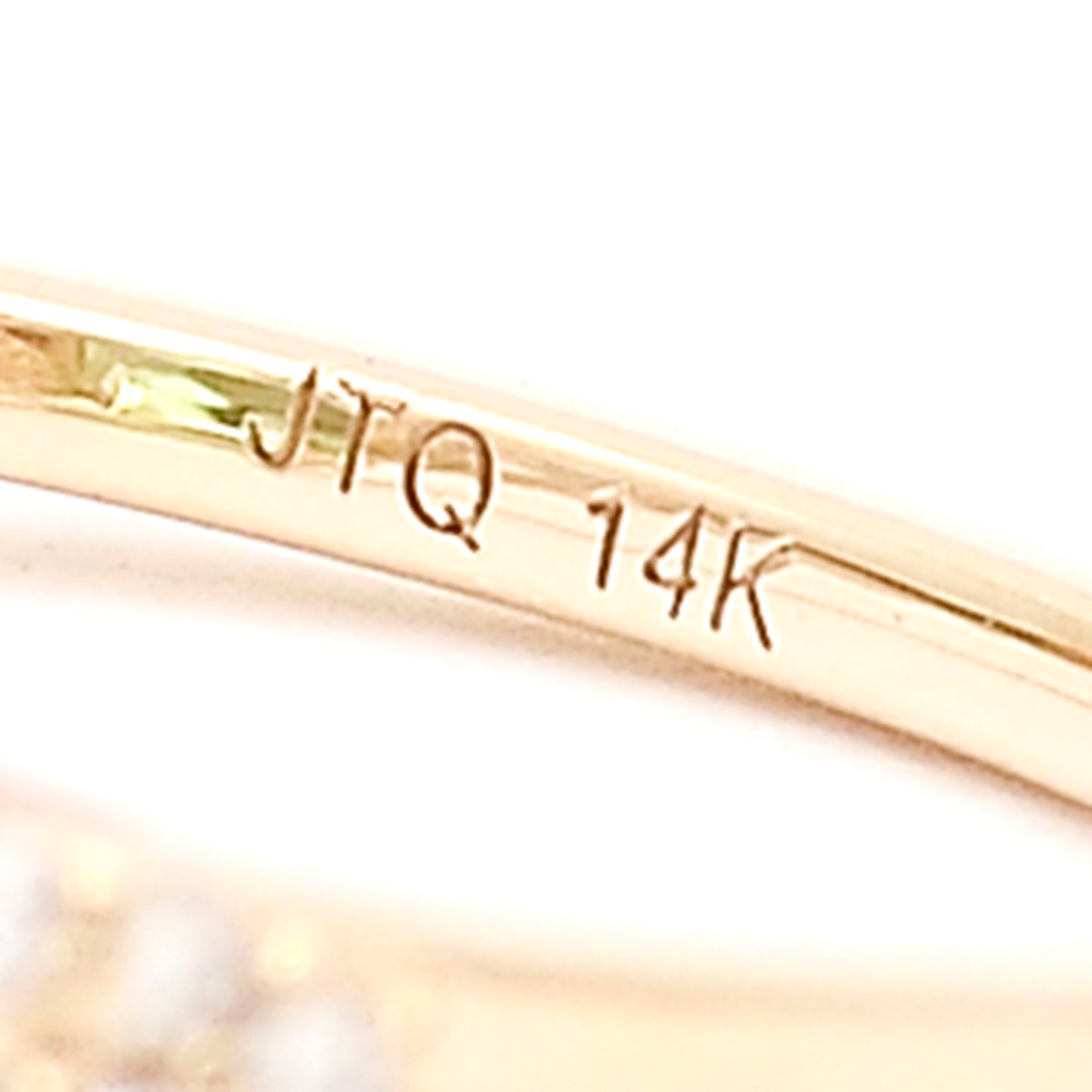 4.10 Ct Cushion Natural Eridot 14K Gold Ring