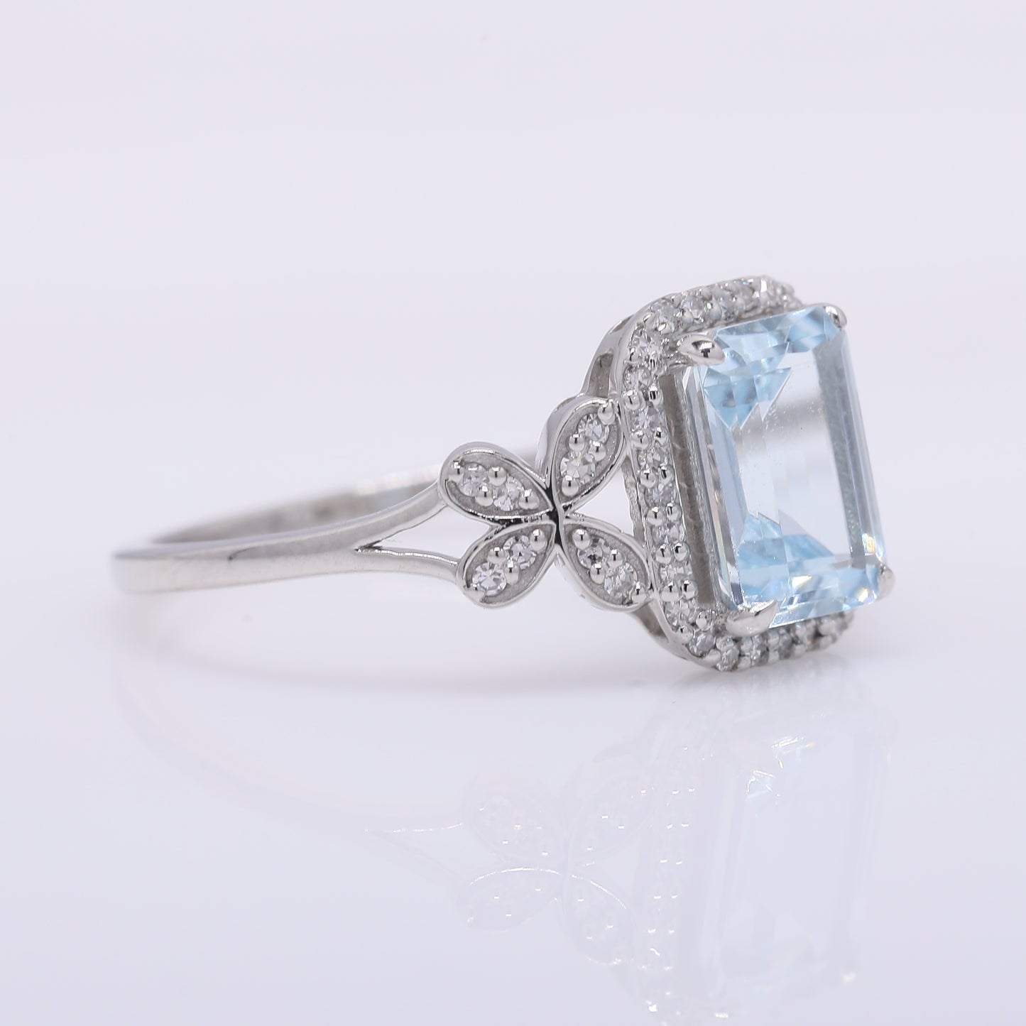 1.33 Ct Octagon Step Cut Natural Aquamarine 950 Platinum Ring