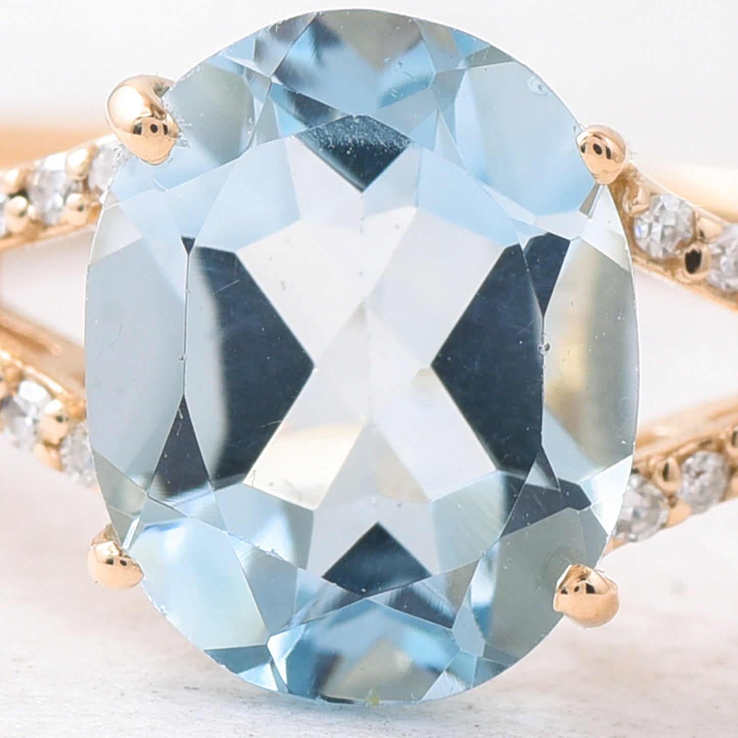 2.28 Ct Oval Mixed Cut Natural Topaz 14K Gold Ring