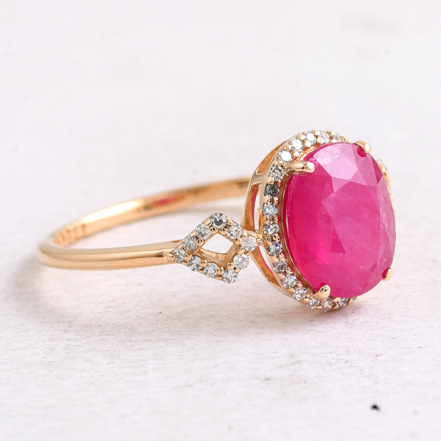 2.53 Ct Oval Mixed Cut Natural Ruby 14K Gold Ring