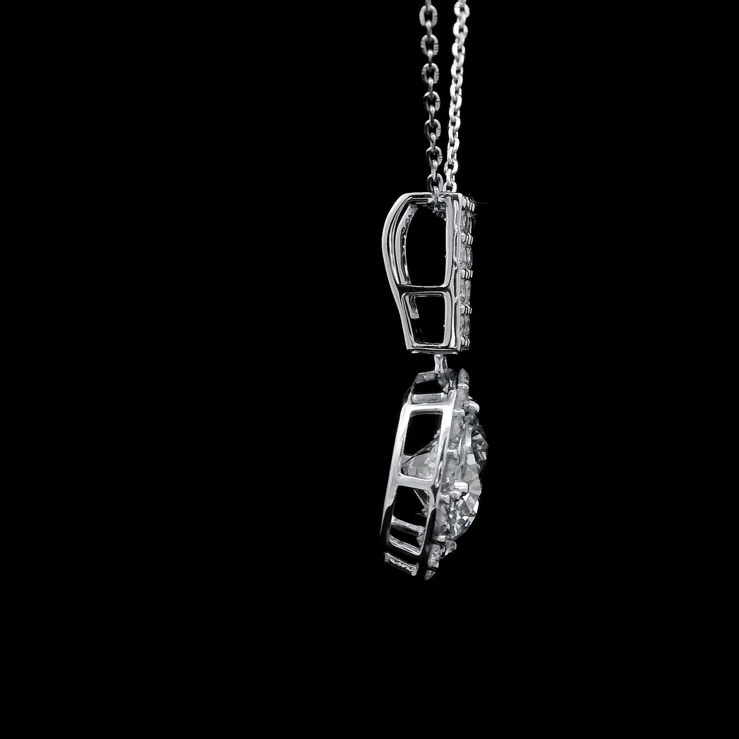 2.25 Carats Lab Grown Diamond 14K Gold Pendant