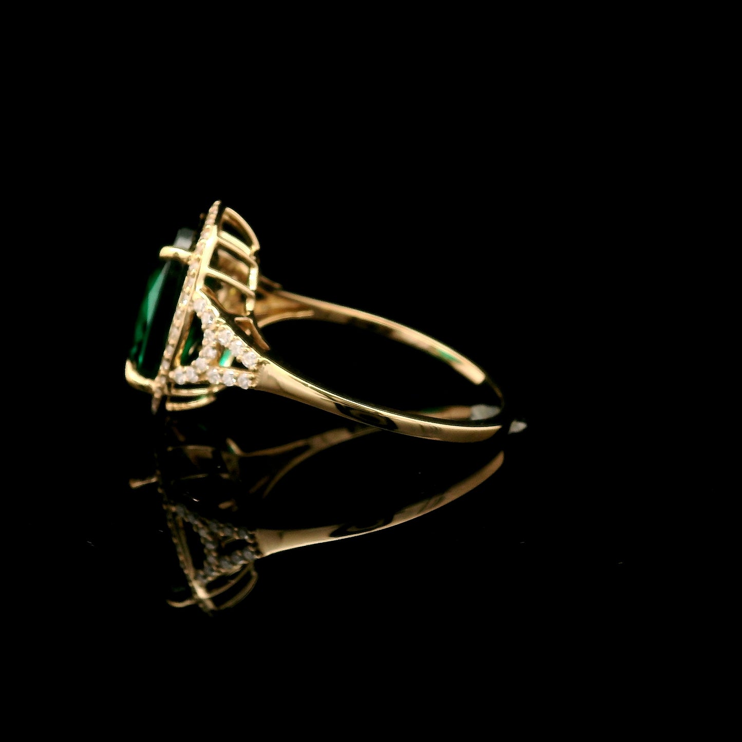 3.69 Ct Oval Mixed Cut Lab Grown Emerald 14K Gold Ring