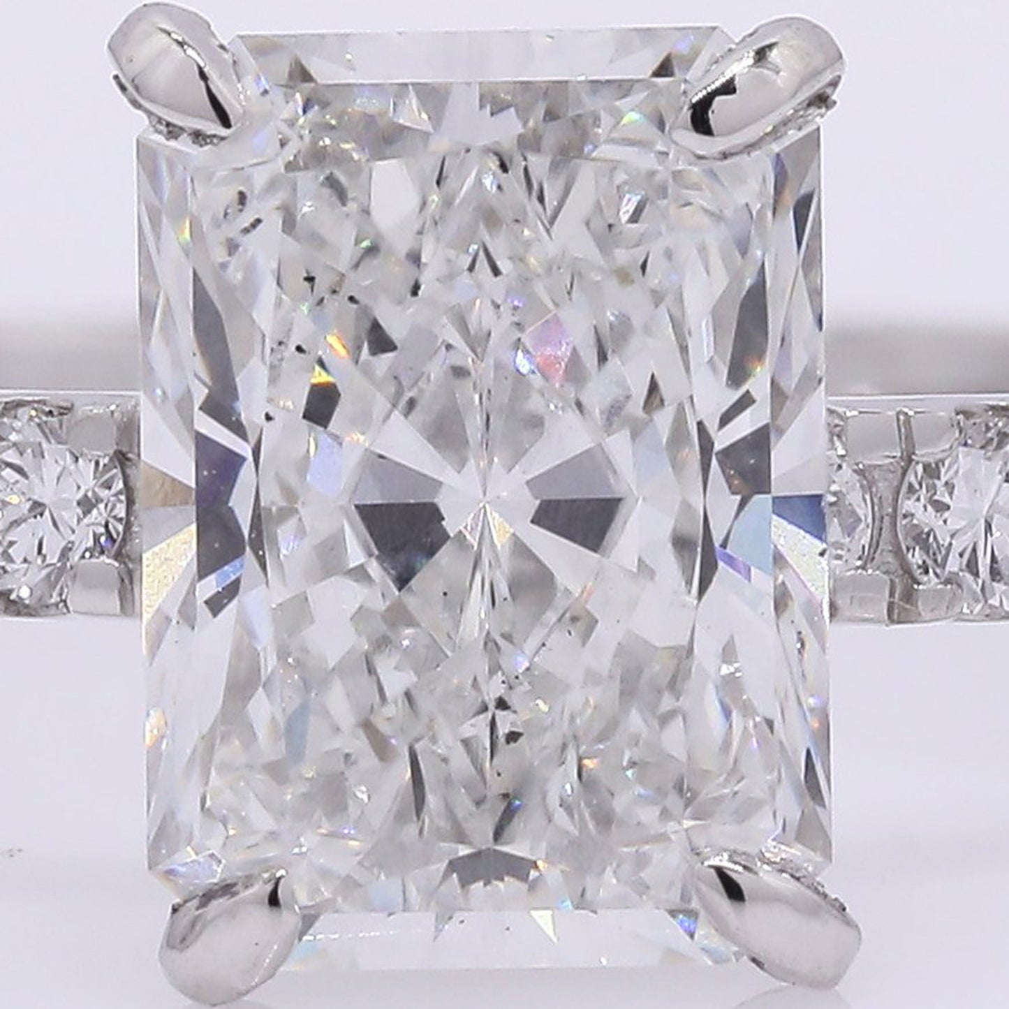 2.29 Carats Lab Grown Diamond 950 Platinum Ring