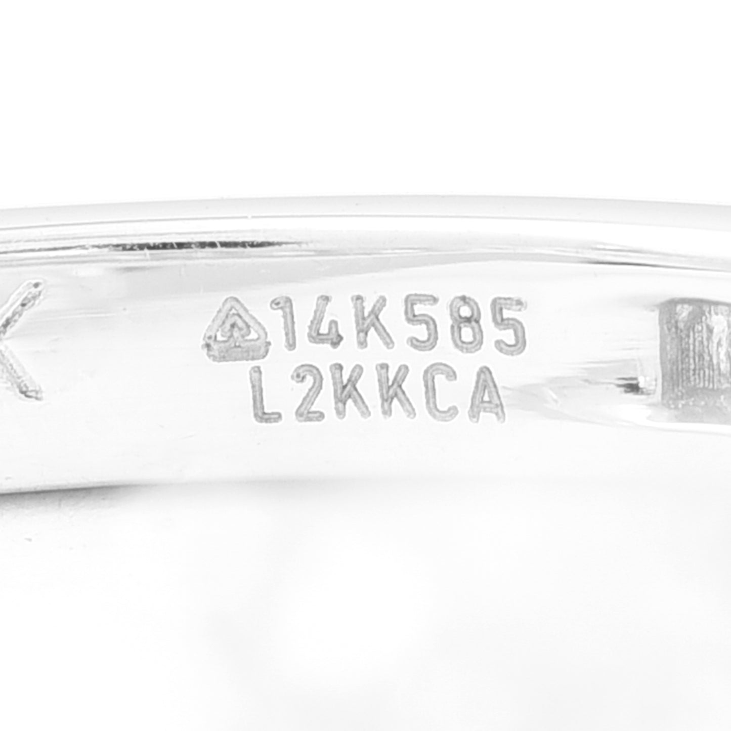 2.29 Carats Lab Grown Diamond 14K Gold Ring