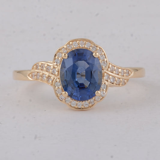 1.72 Ct Oval Sapphire 9K Gold Ring