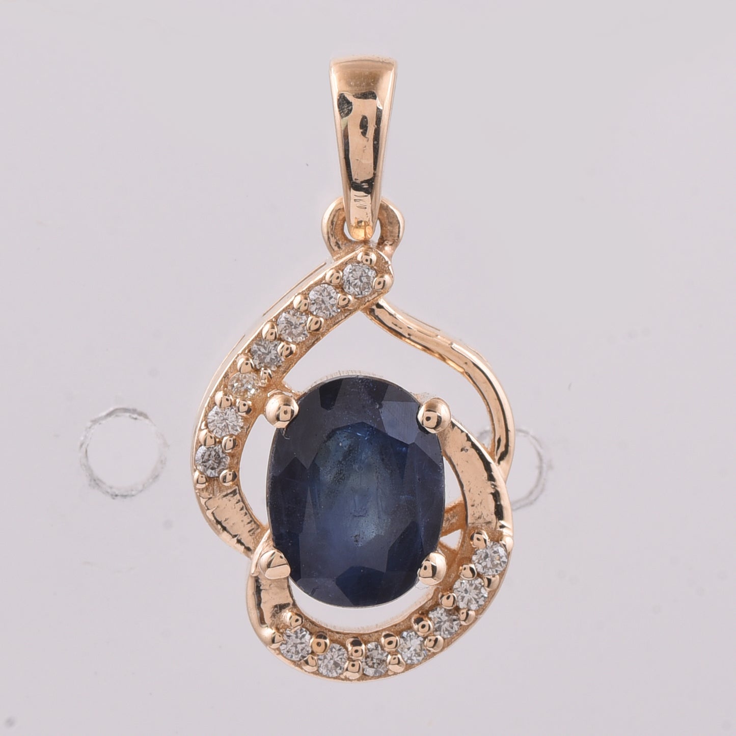 1.25 Ct Oval Natural Sapphire 14K Gold Pendant