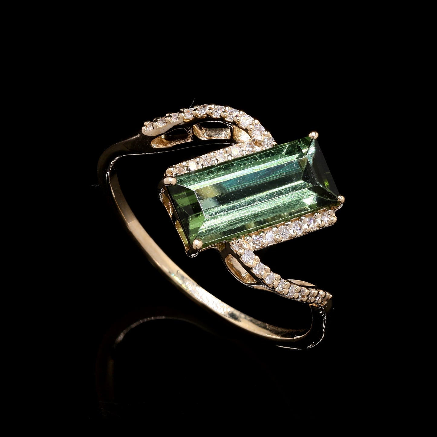 1.63 Ct Rectangle Step Cut Natural Green Tourmaline 14K Gold Ring