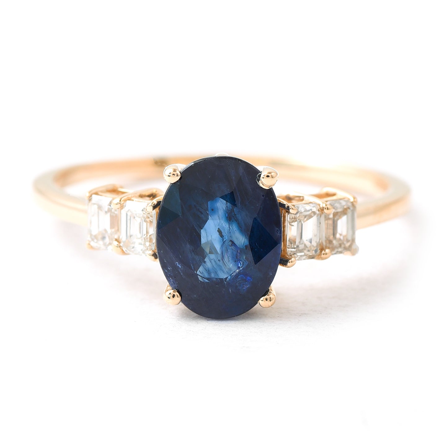 2.18 Ct Oval Sapphire 14K Gold Ring