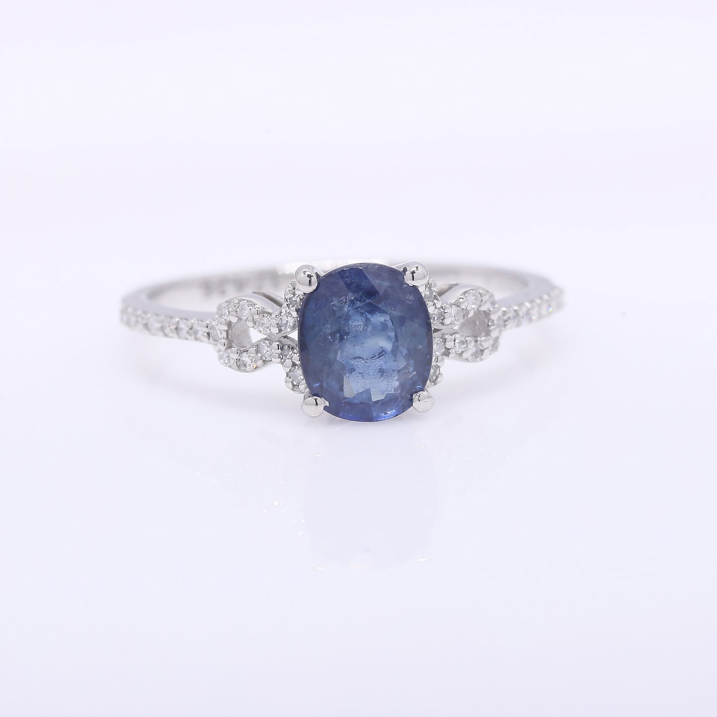 1.57 Ct Oval Mixed Cut Natural Sapphire 950 Platinum Ring