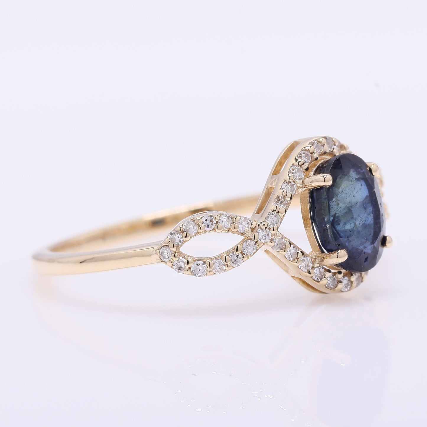 1.32 Ct Oval Mixed Cut Natural Sapphire 14K Gold Ring