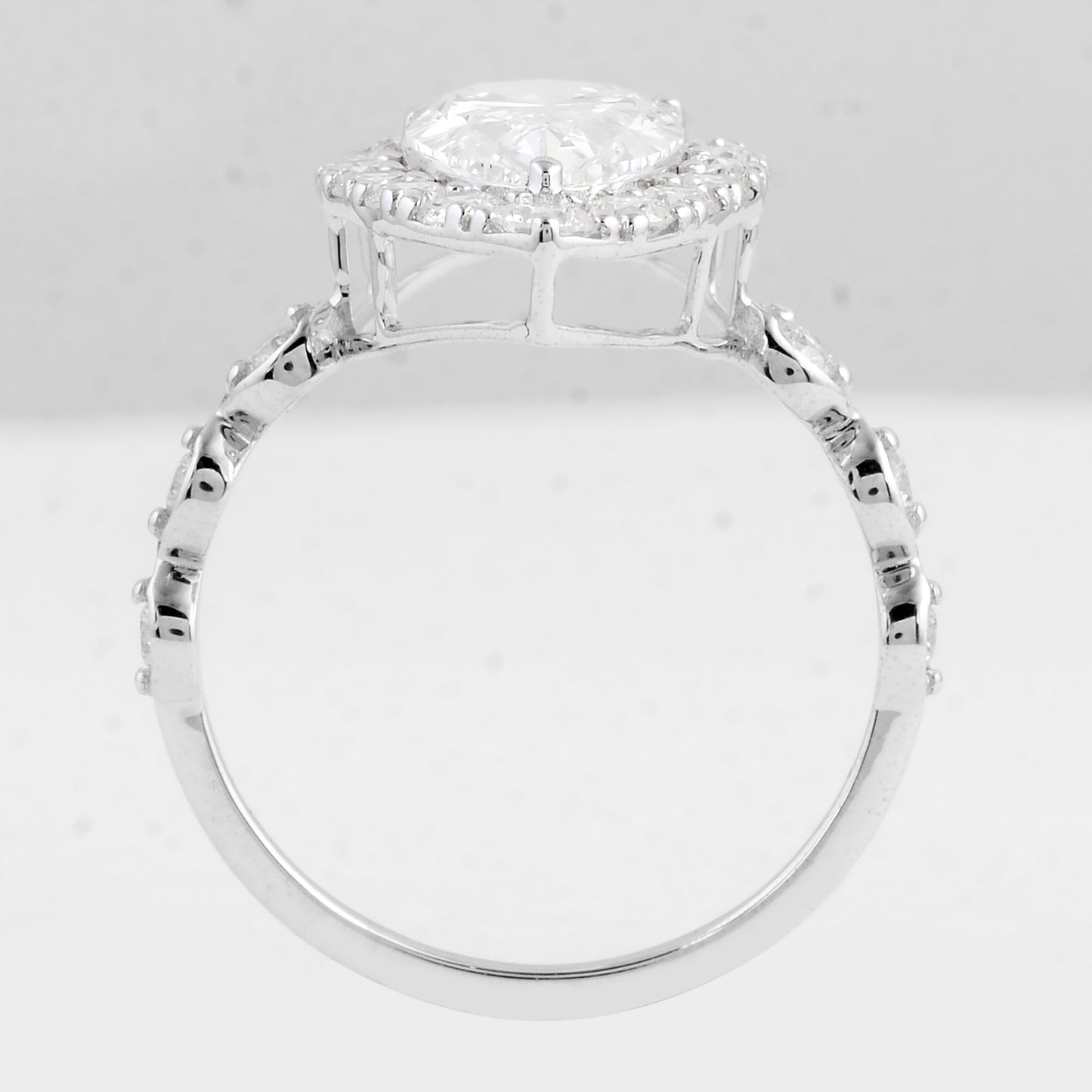 2.90 Carats Lab Grown Diamond 14K Gold Ring