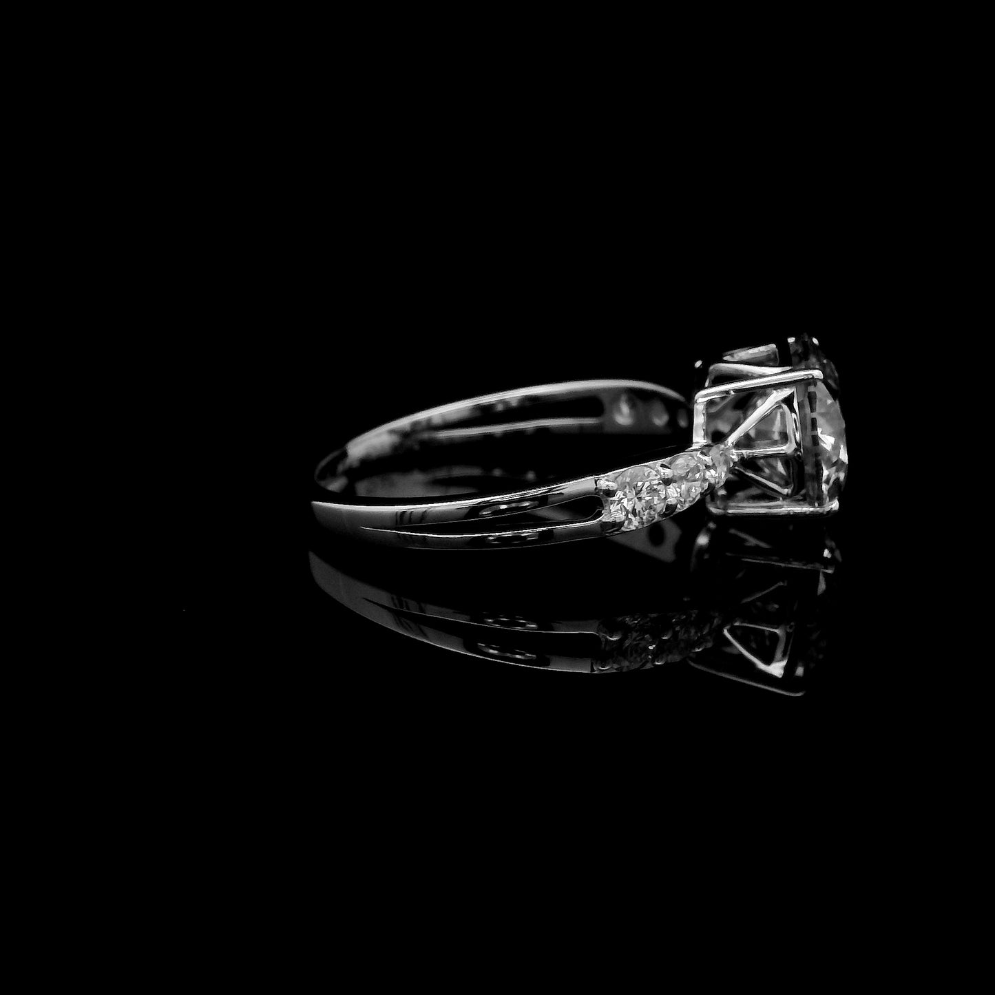 2.41 Carats Lab Grown Diamond 14K Gold Ring
