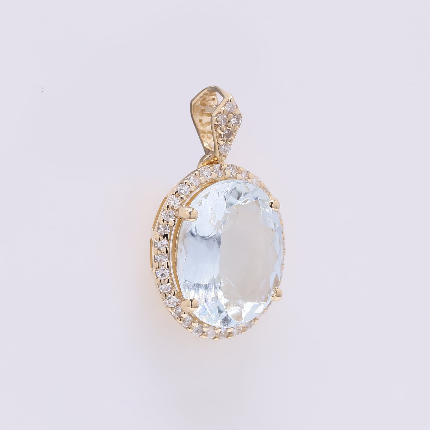2.16 Ct Oval Mixed Cut Natural Aquamarine 14K Gold Pendant