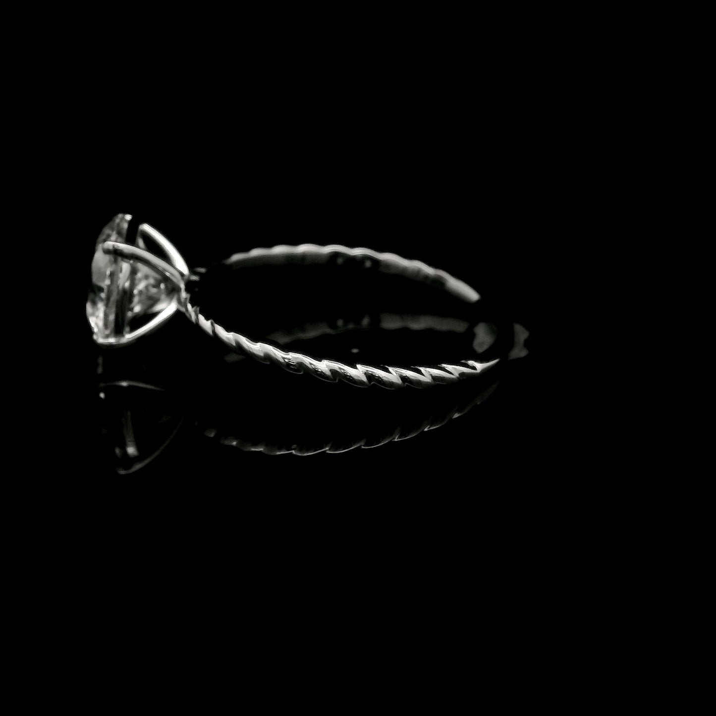 1.60 Ct Round Lab Grown Diamond 14K Gold Ring