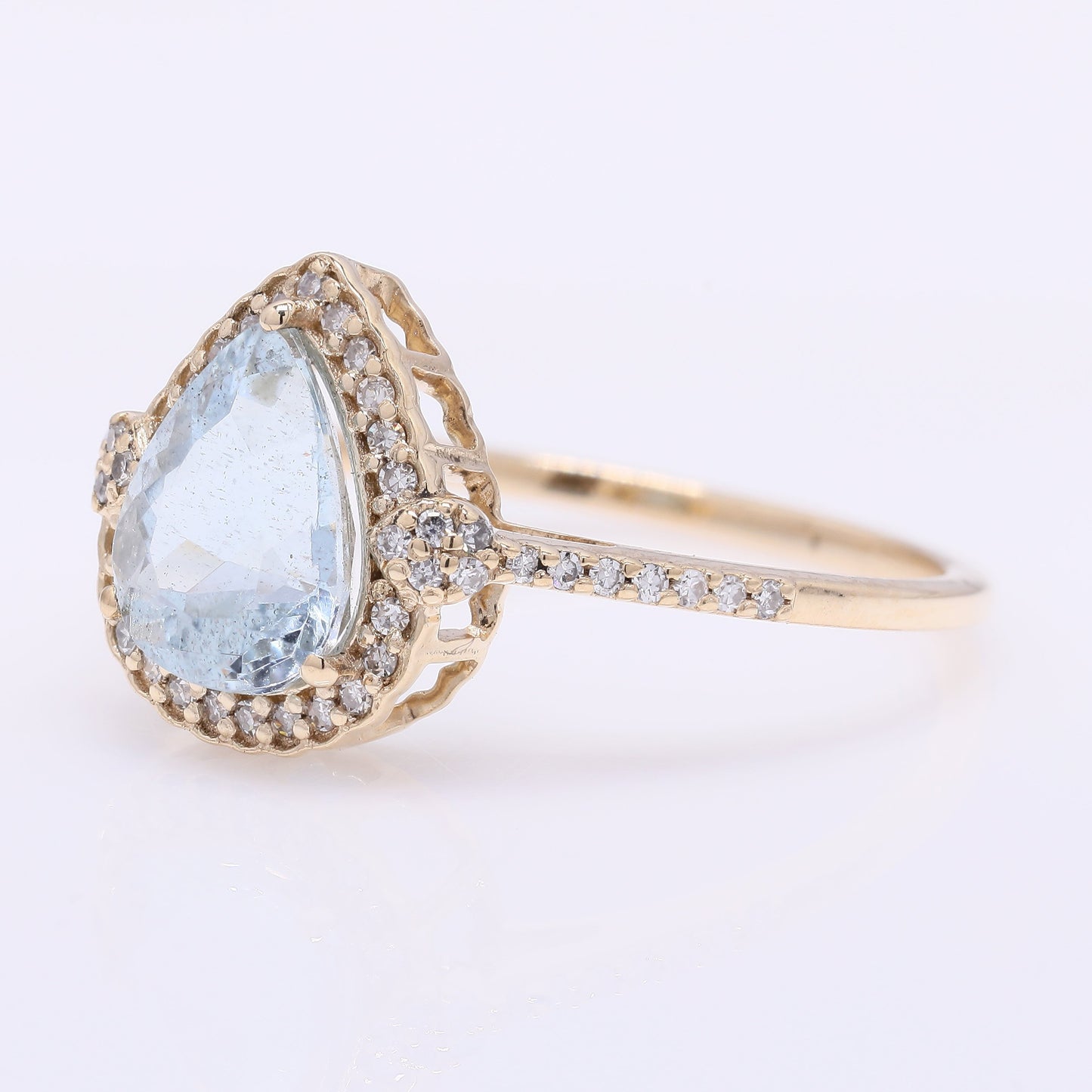1.55 Ct Pear Mixed Cut Natural Aquamarine 14K Gold Ring