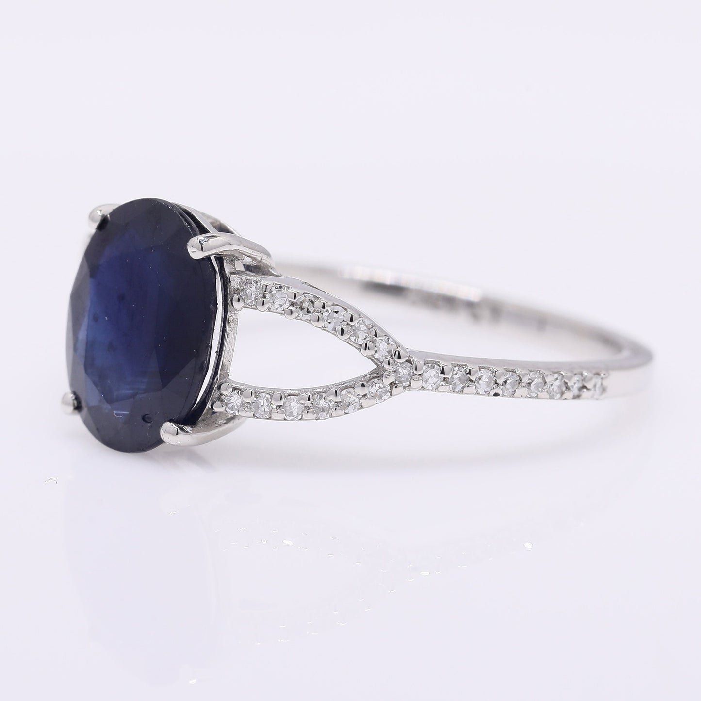 2.13 Ct Oval Mixed Cut Natural Sapphire 950 Platinum Ring