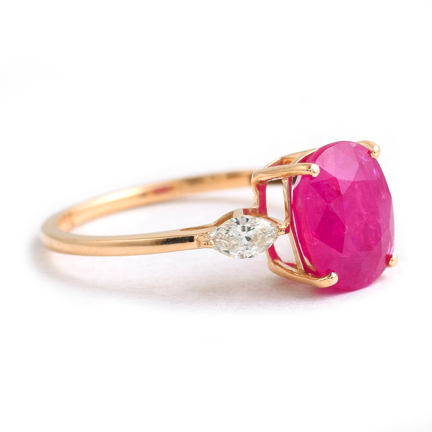 1.52 Ct Oval Mixed Cut Natural Ruby 14K Gold Ring