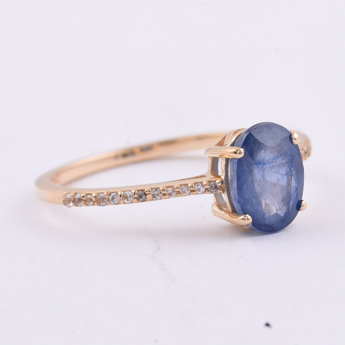 1.86 Ct Oval Natural Sapphire 14K Gold Ring
