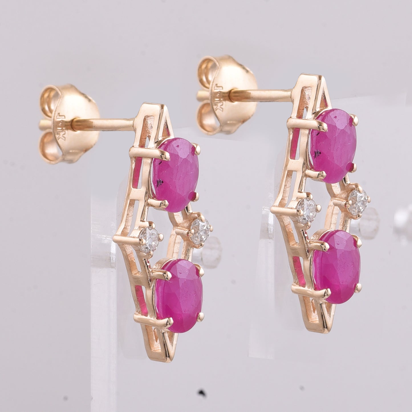 2.12 Ct Oval Natural Ruby 14K Gold Earrings