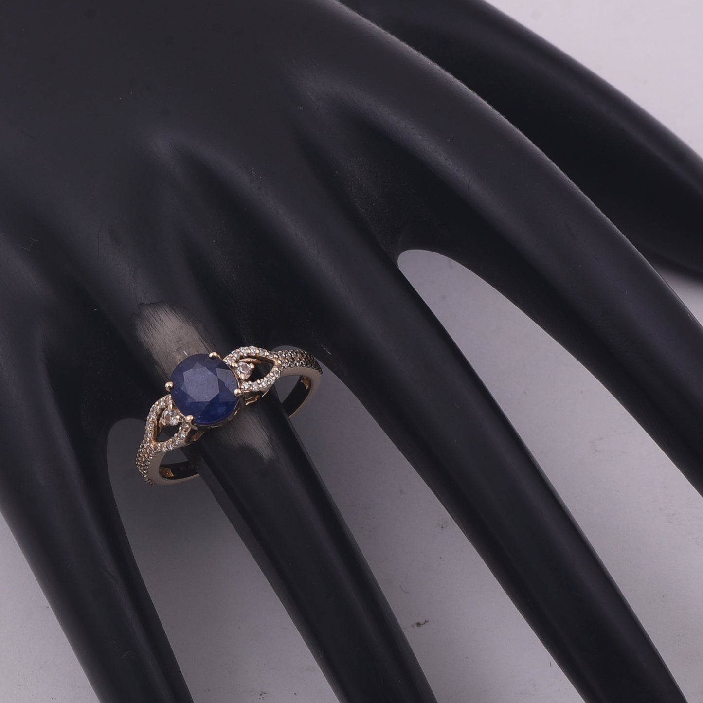2.09 Ct Oval Mixed Cut Natural Sapphire 14K Gold Ring