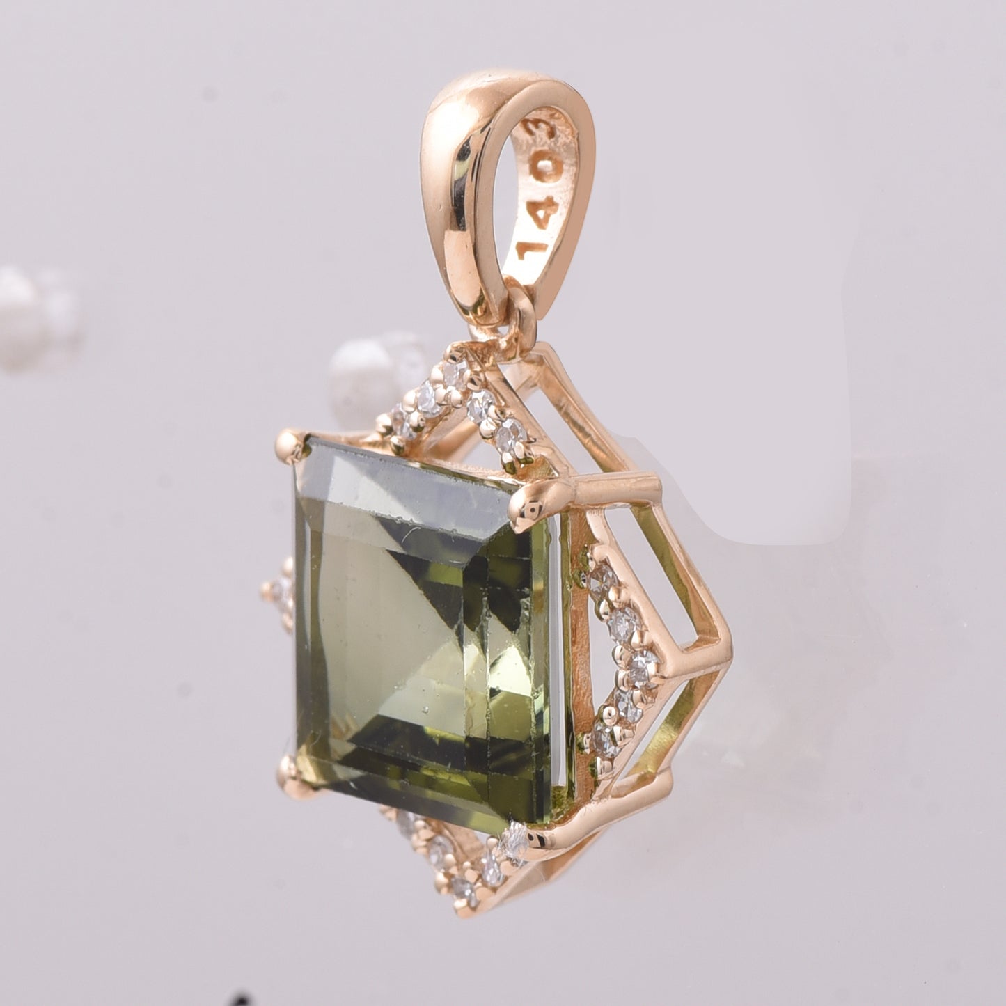 2.44 Ct Square Tourmaline 14K Gold Pendant