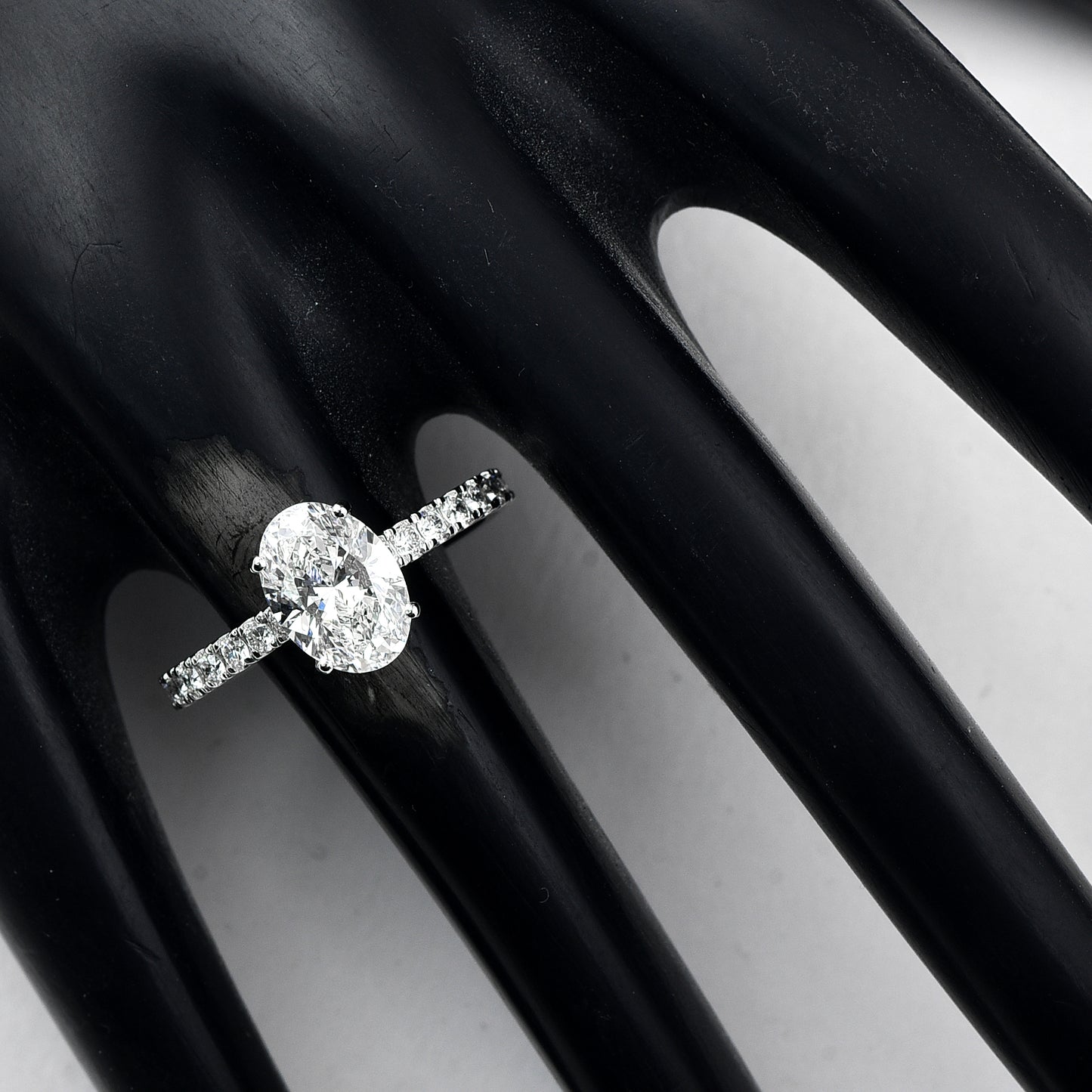 1.86 Carats Lab Grown Diamond 950 Platinum Ring