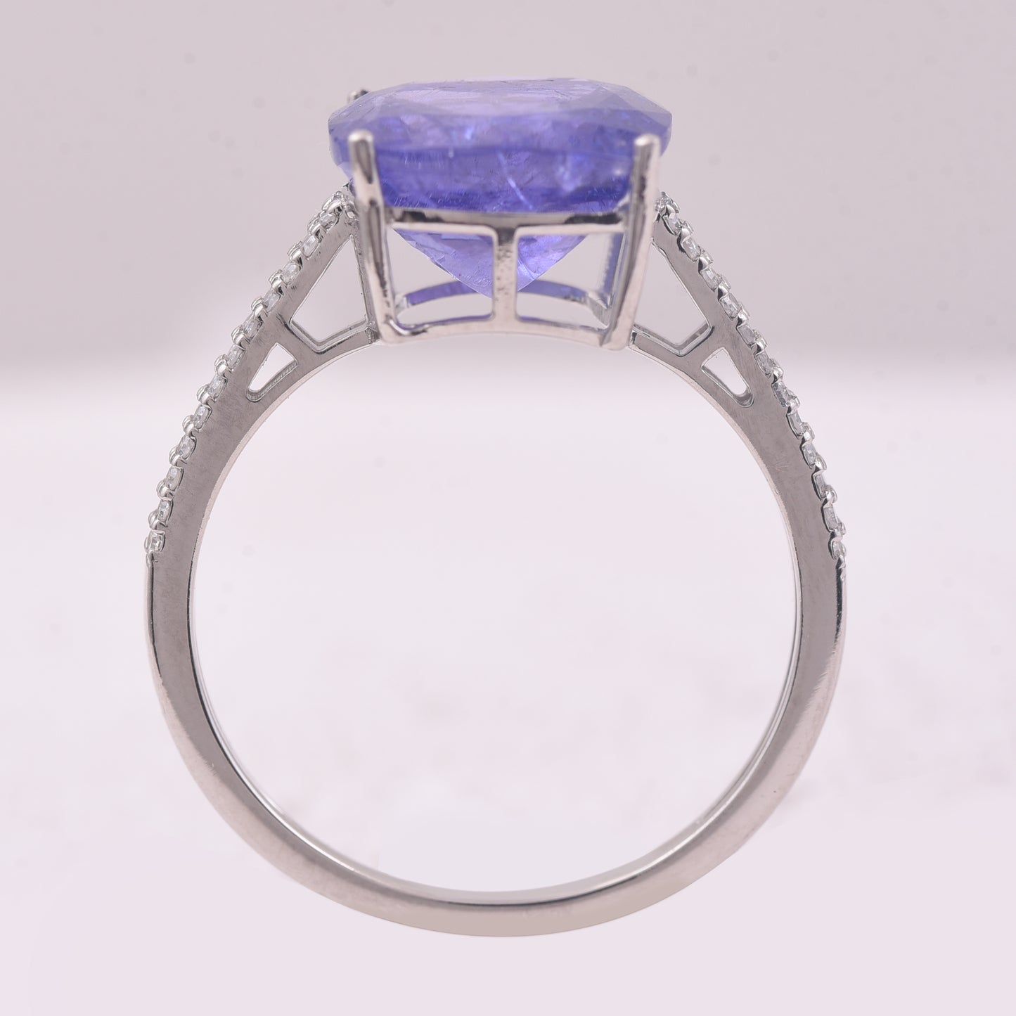 4.45 Ct Cushion Mixed Cut Natural Tanzanite 950 Platinum Ring