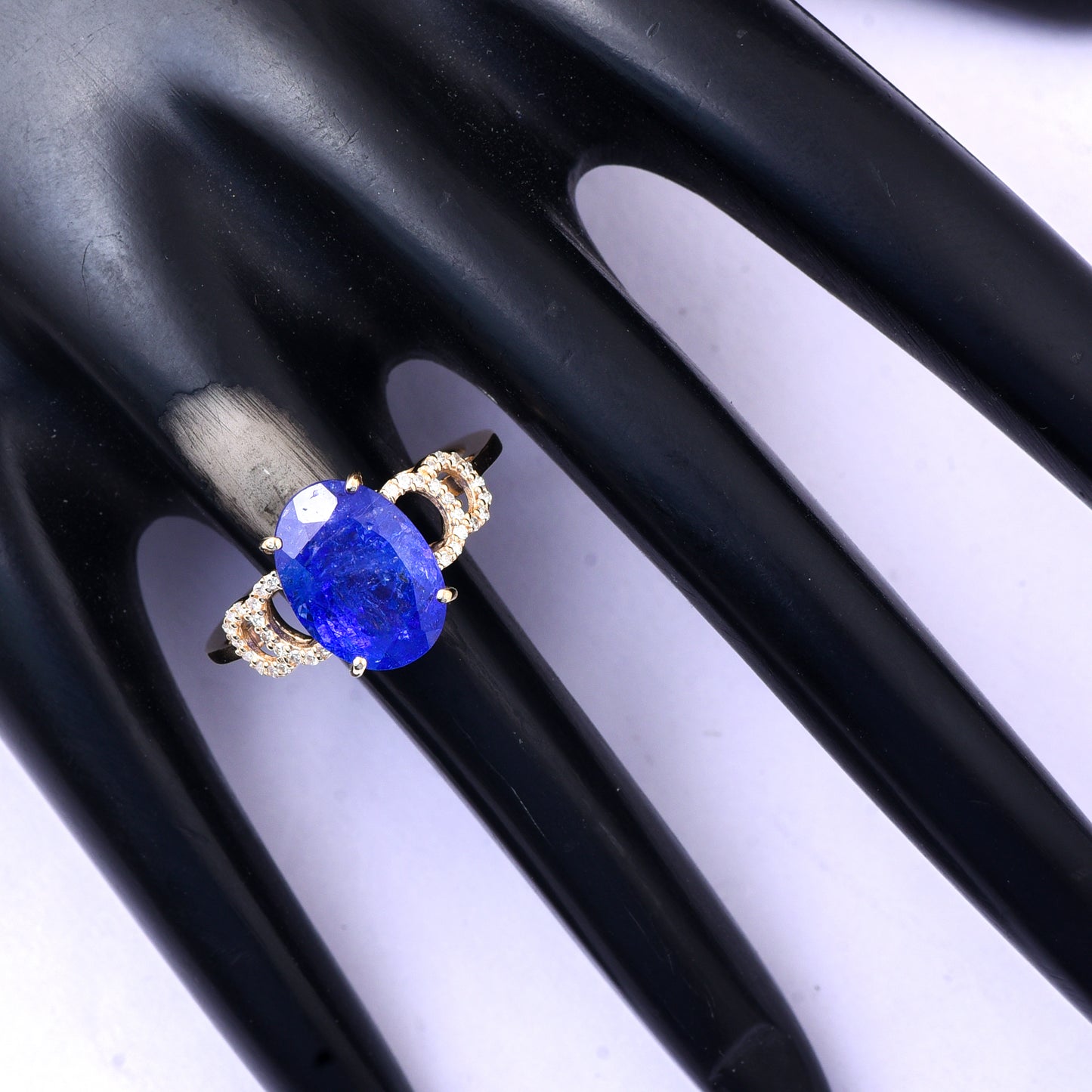 5.03 Ct Oval Mixed Cut Natural Tanzanite 14K Gold Ring