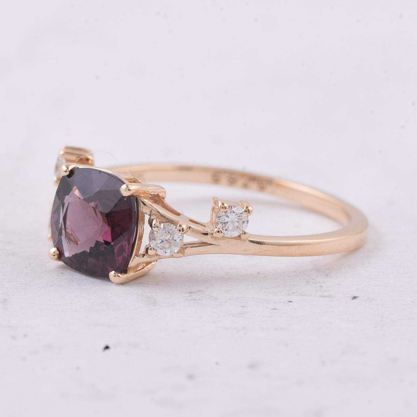 1.60 Ct Cushion Natural Spinel 14K Gold Ring