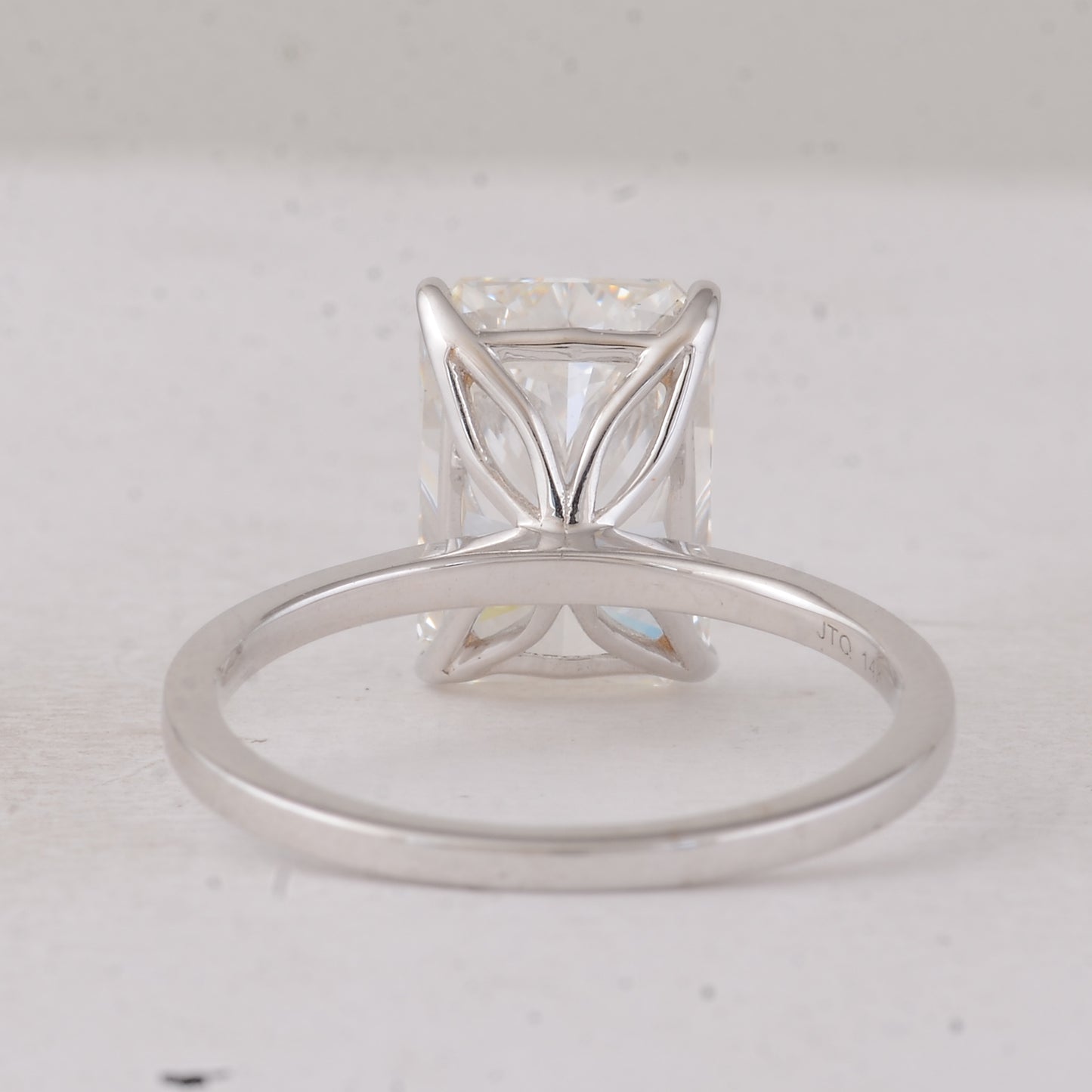 3.05 Carats Lab Grown Diamond 14K Gold Ring