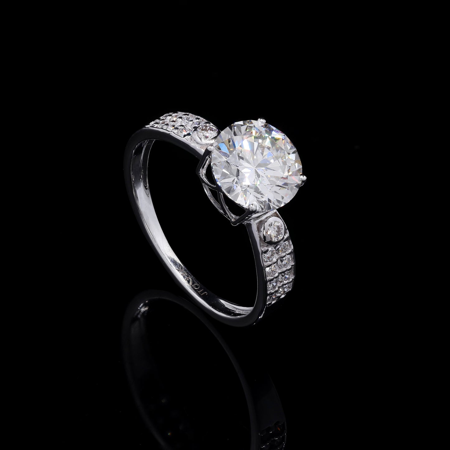2.27 Carats Lab Grown Diamond 14K Gold Ring