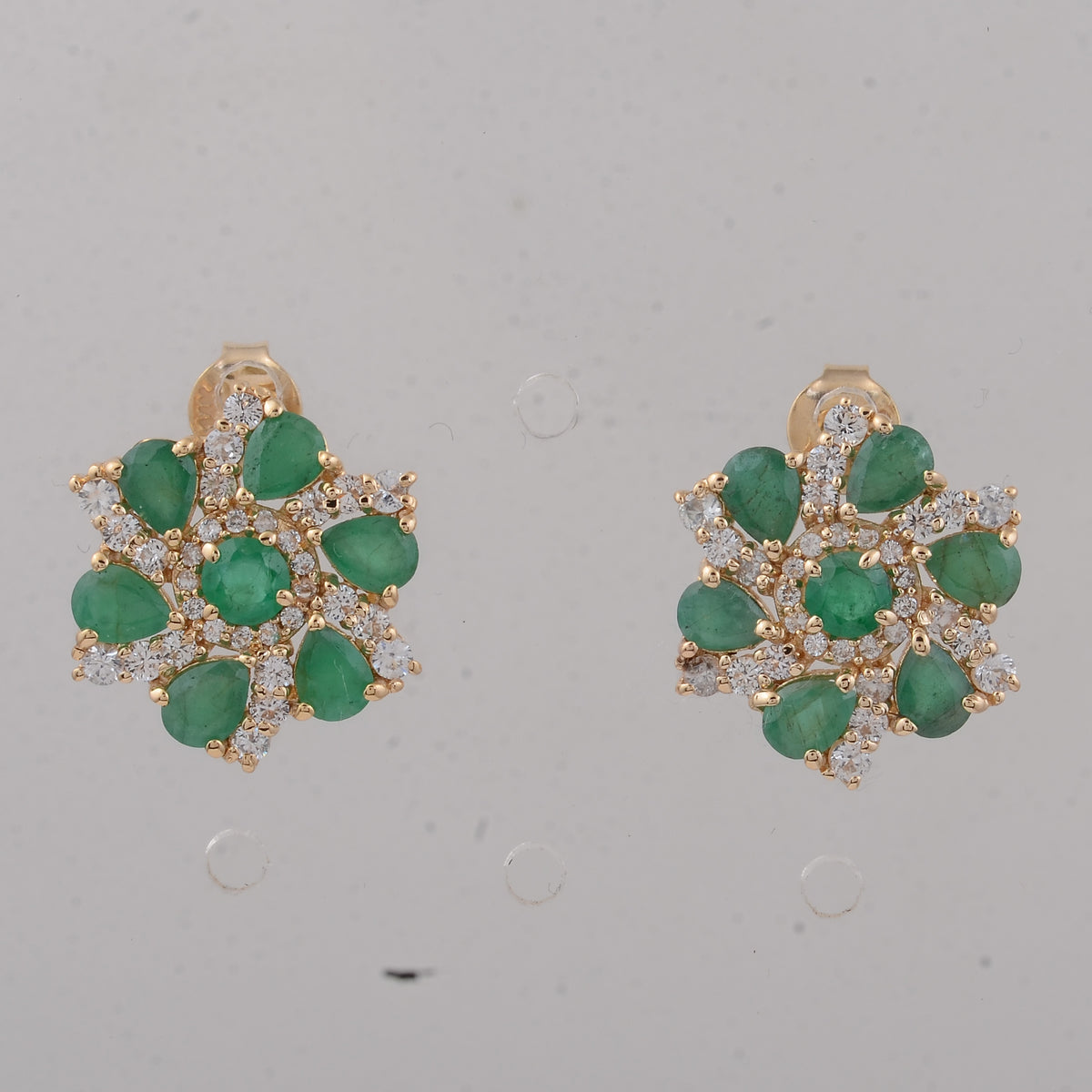 2.81 Ct Round Emerald 14K Gold Earrings
