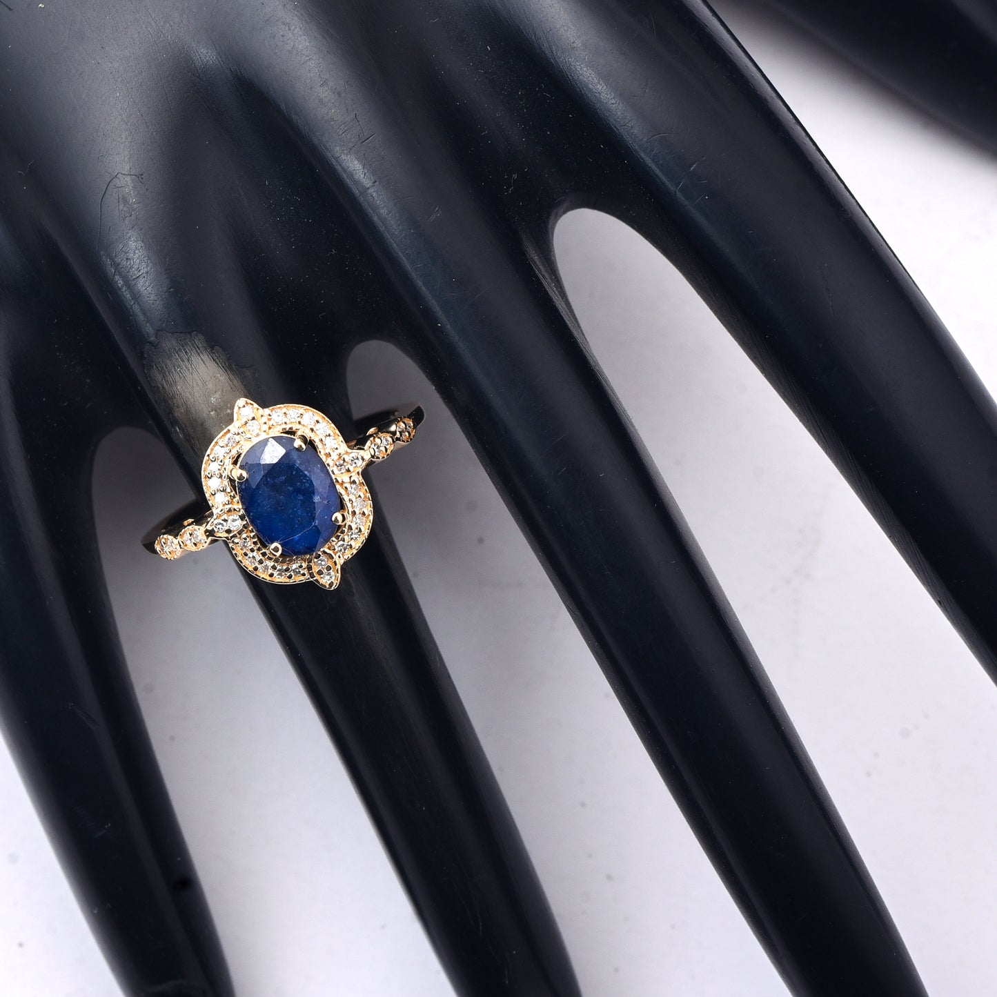 1.77 Ct Oval Mixed Cut Natural Sapphire 14K Gold Ring