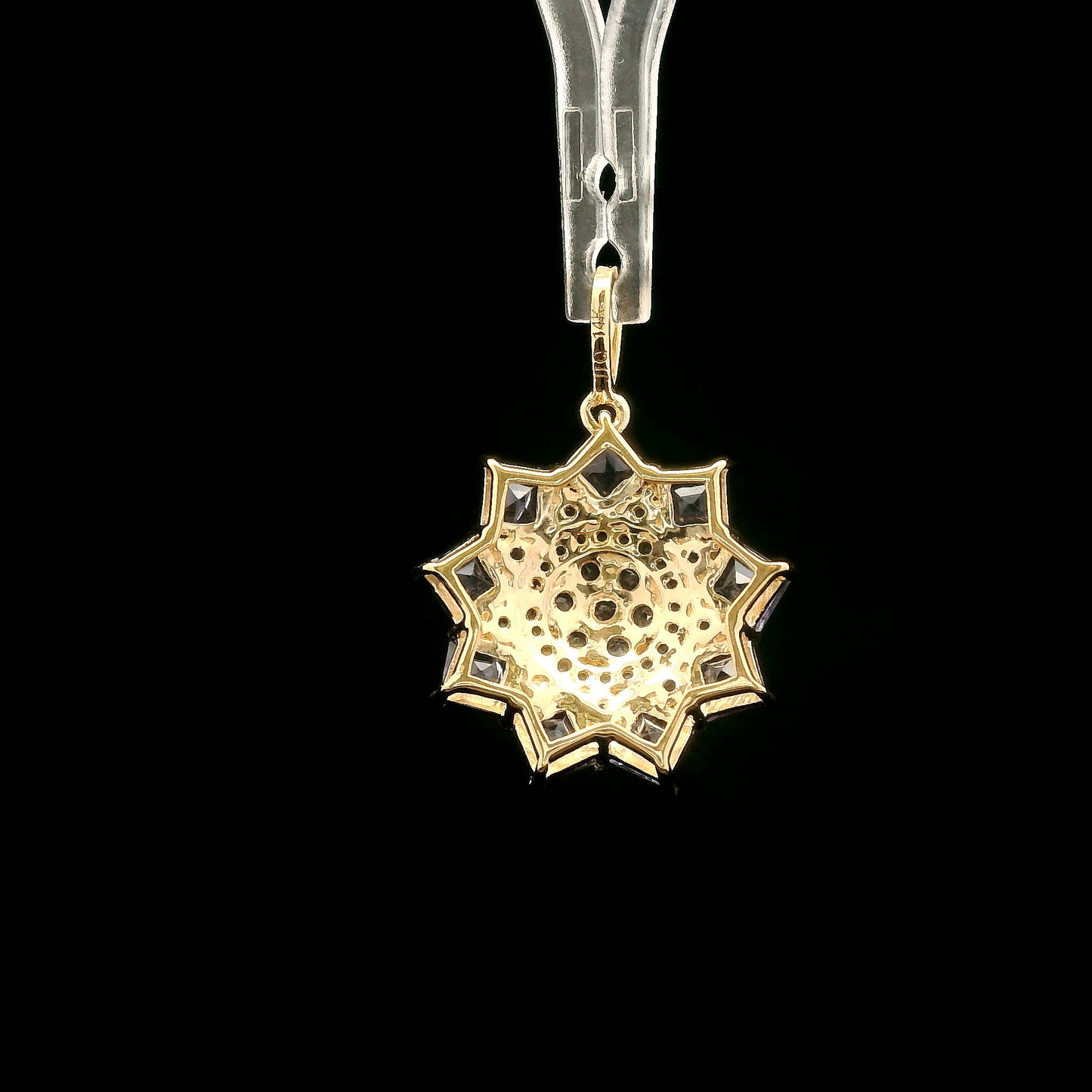 1.53 Ct Square Tanzanite 14K Gold Pendant