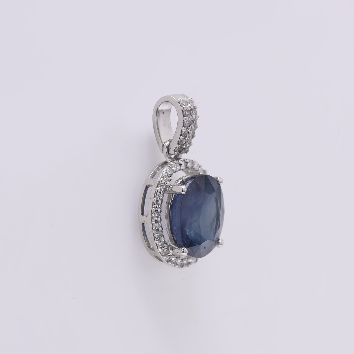 2.93 Ct Oval Mixed Cut Natural Sapphire 950 Platinum Pendant