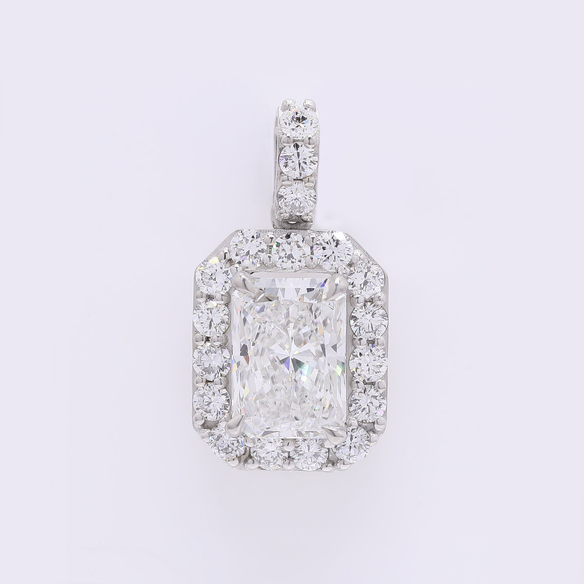 2.65 Carats Lab Grown Diamond 950 Platinum Pendant