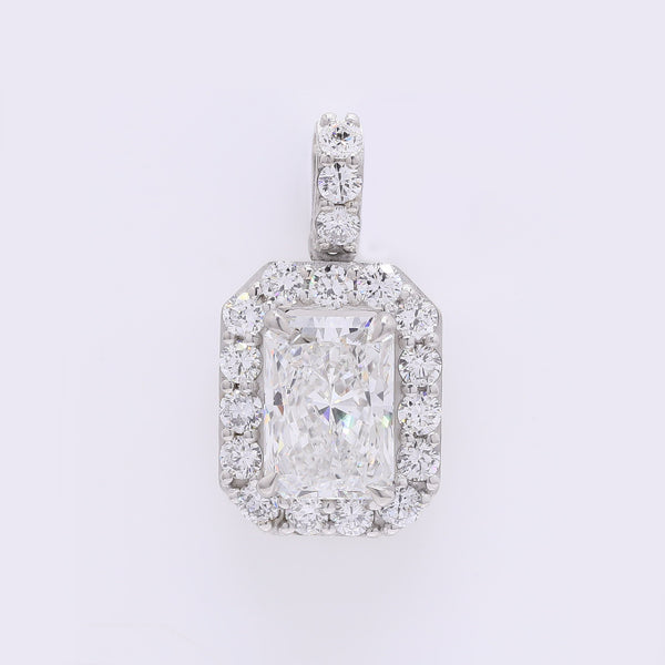 2.65 Carats Lab Grown Diamond 950 Platinum Pendant