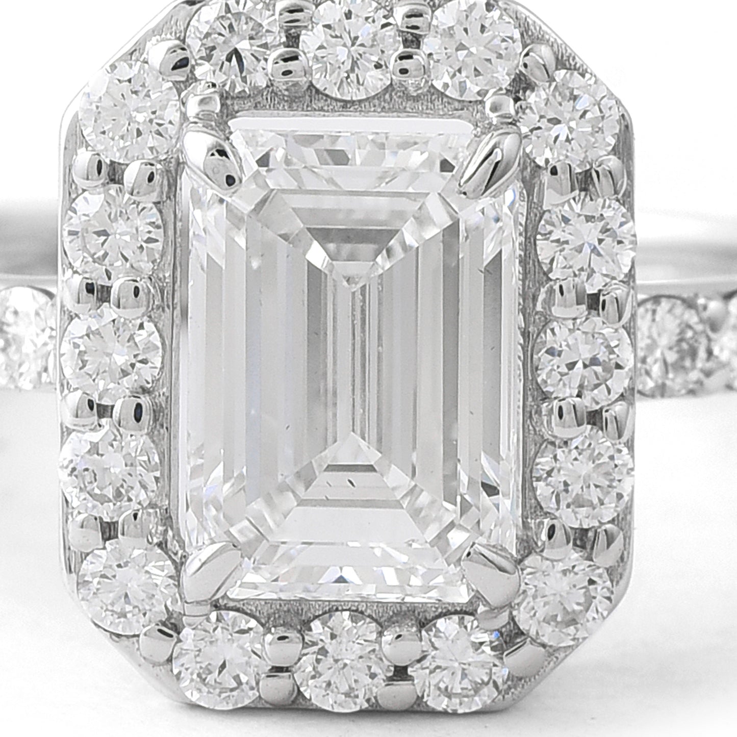 2.14 Carats Lab Grown Diamond 14K Gold Ring