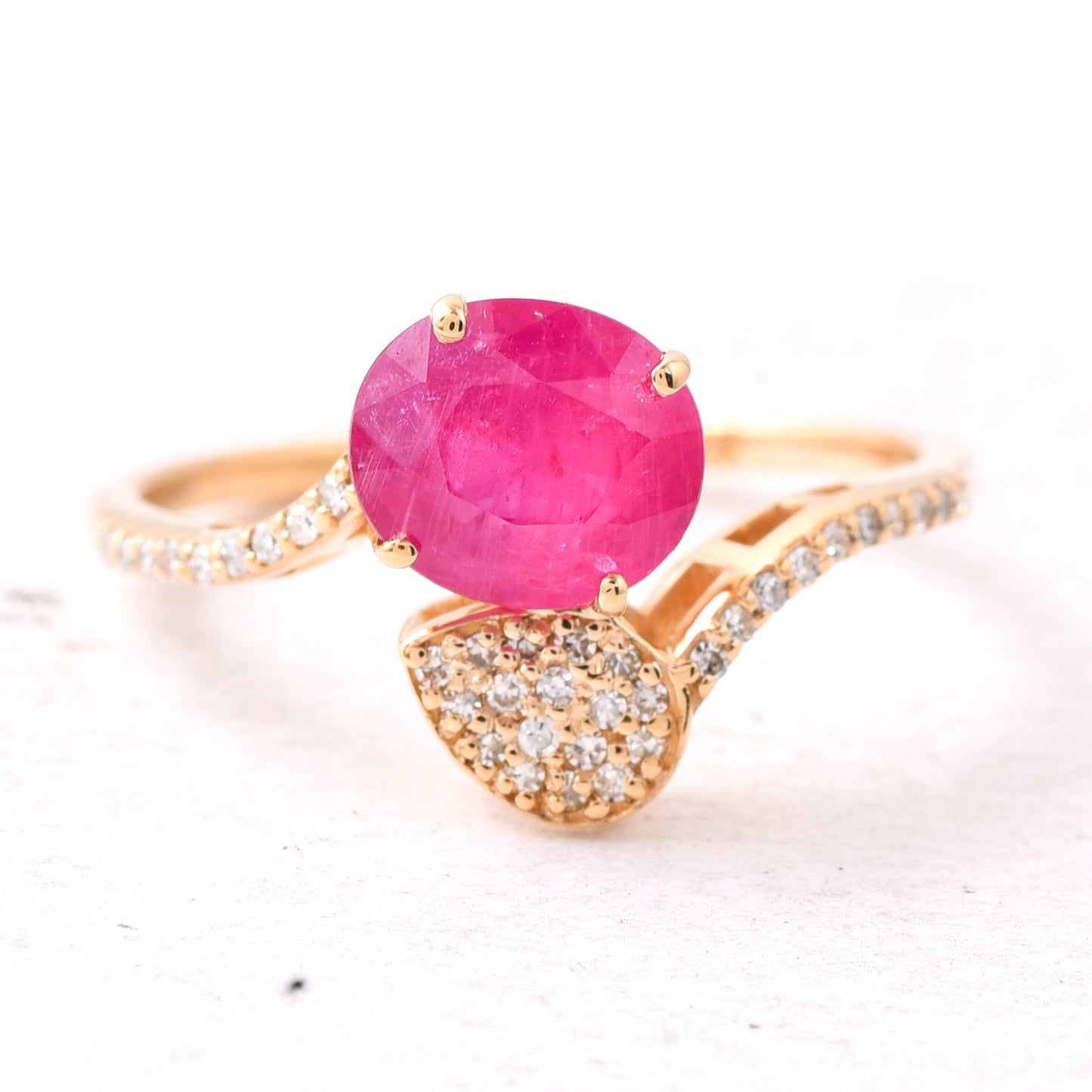 2.00 Ct Oval Mixed Cut Natural Ruby 14K Gold Ring