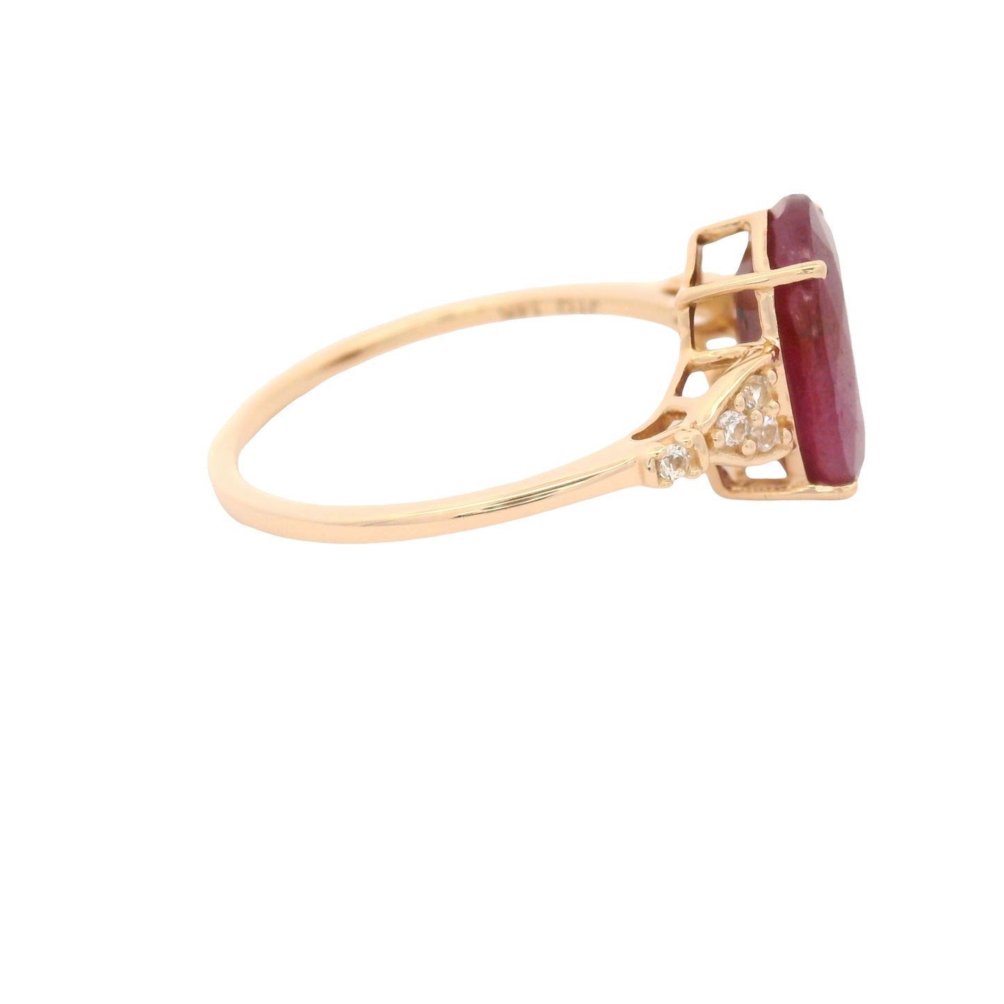 3.71 Ct Oval Ruby 14K Gold Ring