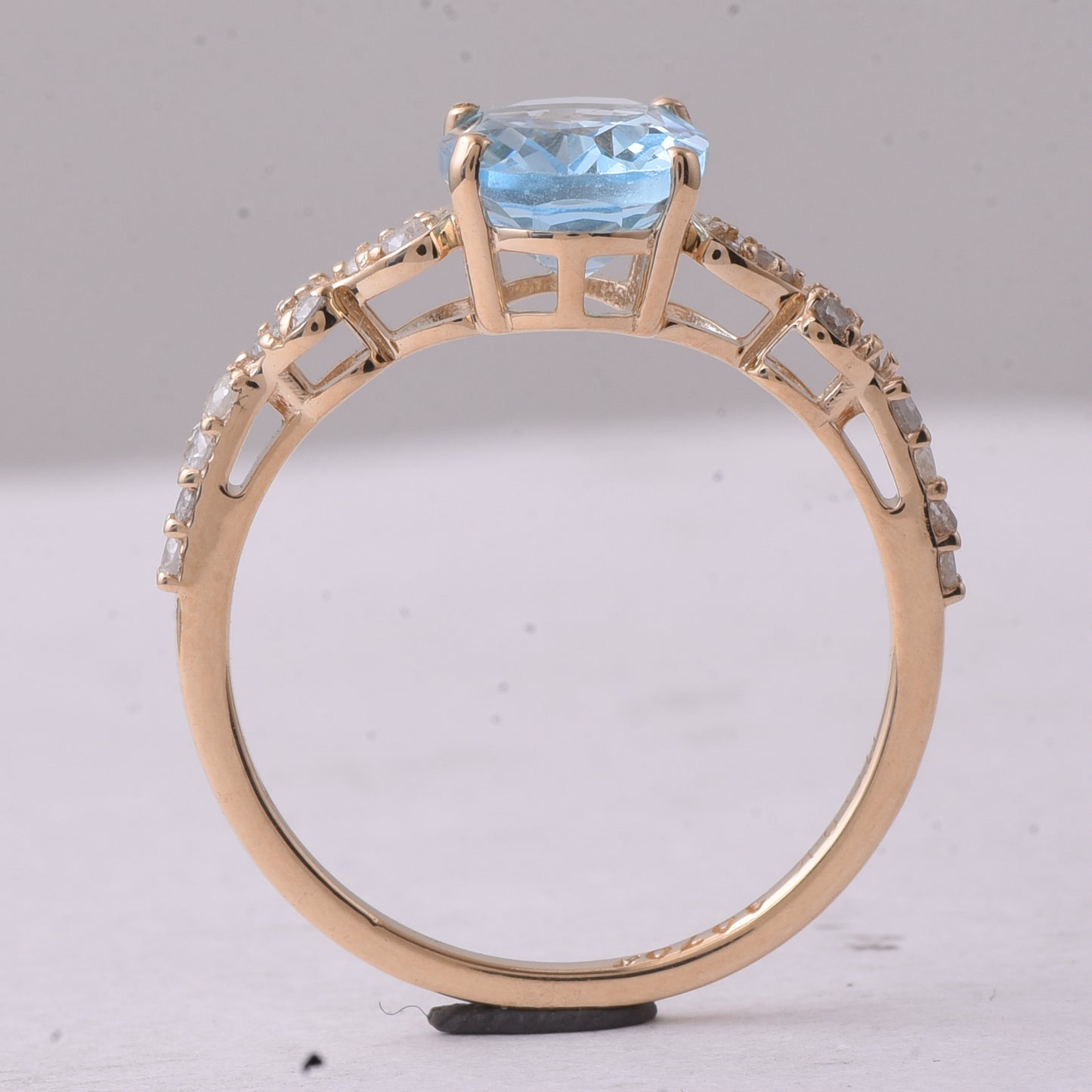 2.44 Ct Oval Blue Topaz 9K Gold Ring