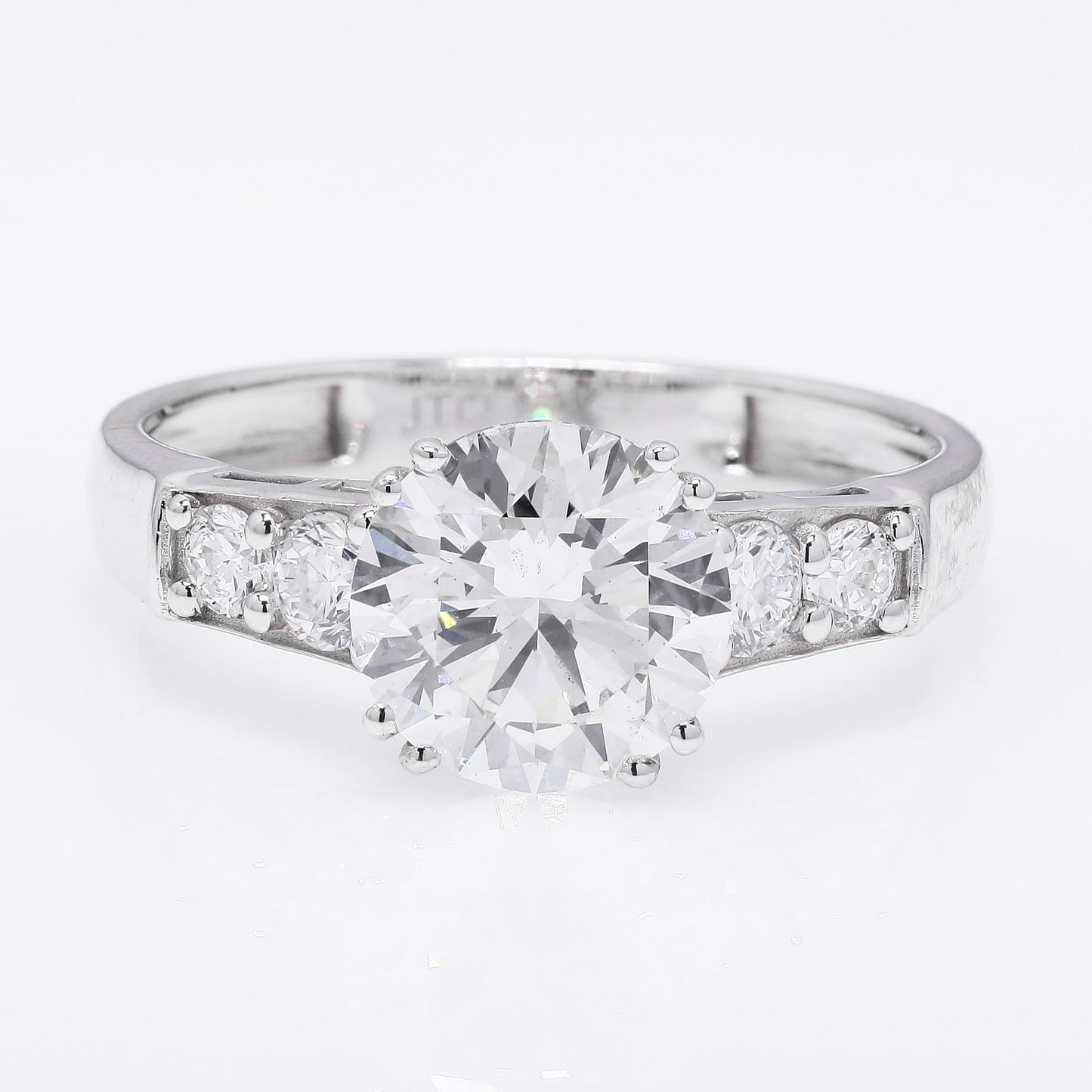 2.31 Ct Round Brilliant Lab Grown Diamond 14K Gold Ring