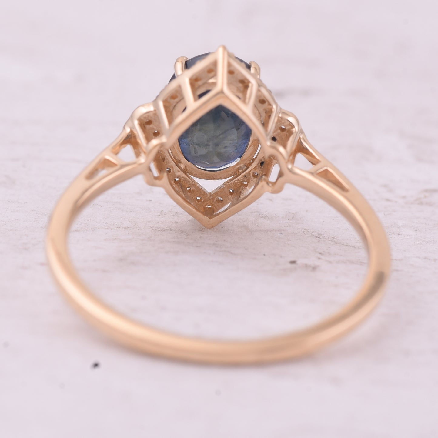 2.43 Ct Oval Mixed Cut Natural Sapphire 14K Gold Ring