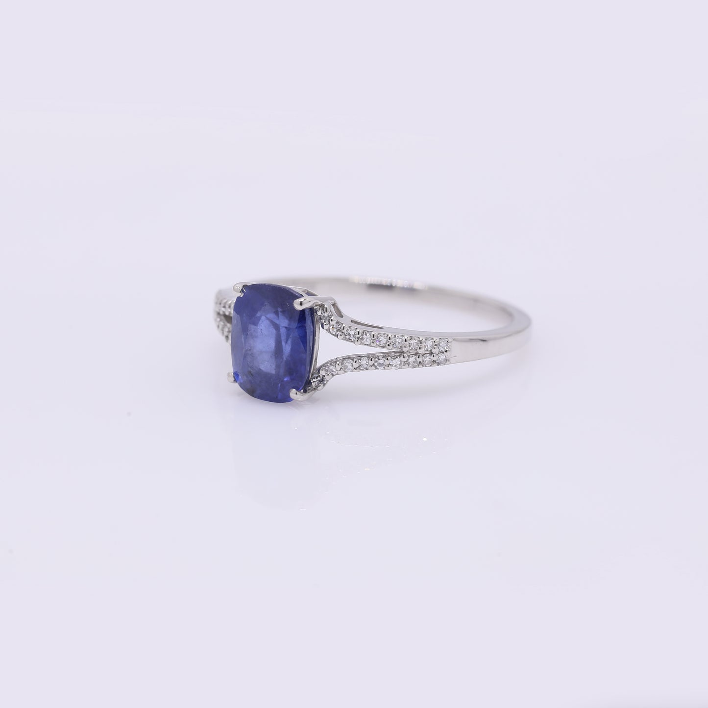 1.97 Ct Cushion Mixed Cut Natural Sapphire 950 Platinum Ring